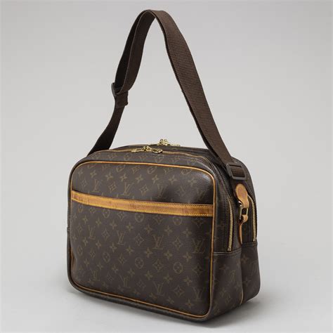 men's lv reporter mm size|What Is the Difference Between Louis V.